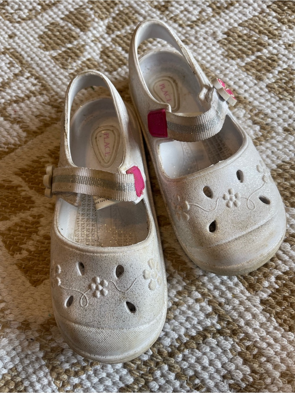 The Children's Place White Glitter Mary Janes with Pink Tabs